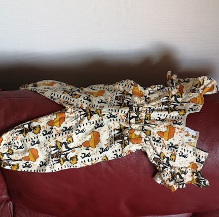 Combinaison enfant en tissu pagne wax du Cameroun