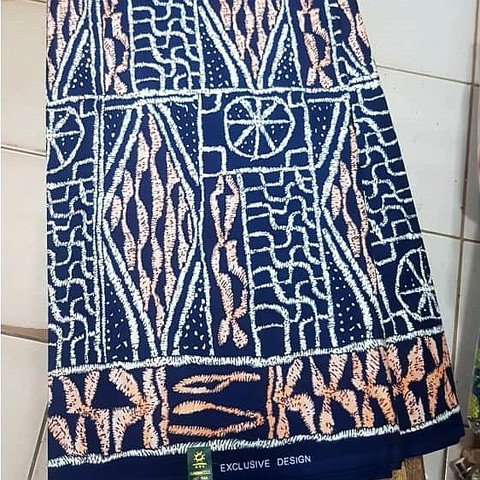 issu pagne wax africain,  Ndop, La ferme de Léo, ventes solidaires,