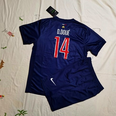 Ensemble Football Maillot + Short enfants PSG Paris customisé D. Doué, 