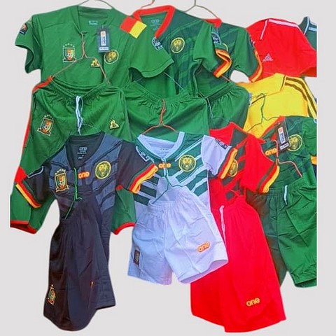 Ensemble Football Enfant Maillot + Short Cameroun,