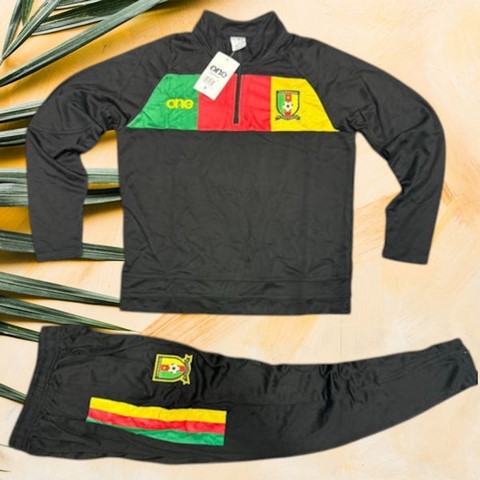 nsemble football Algérie, Veste + pantalon Football Cameroun, Can, Caf, Afrique, noir, One, pays africains, + Pants Set, Football, Cameroun, Soccer, Africa, Cameroon,Lions indomptables, Can, Caf, Afrique, Fourteen, noir ou vert, soccer, Africa, Can, Caf, Afrique,