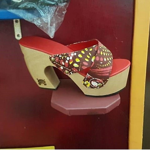Chaussures, Sandales à talons en tissu pagne wax africain