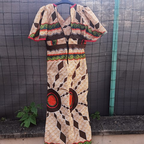 Robe africaine en tissu pagne wax Cameroun