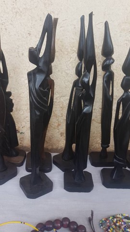 Statuette en bois fait main Cameroun,