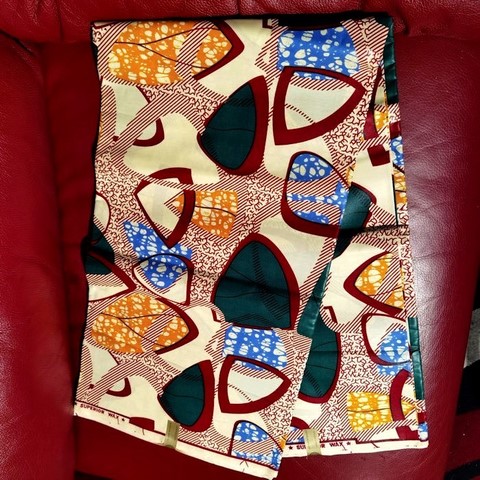 issu pagne wax africain, Cameroun,