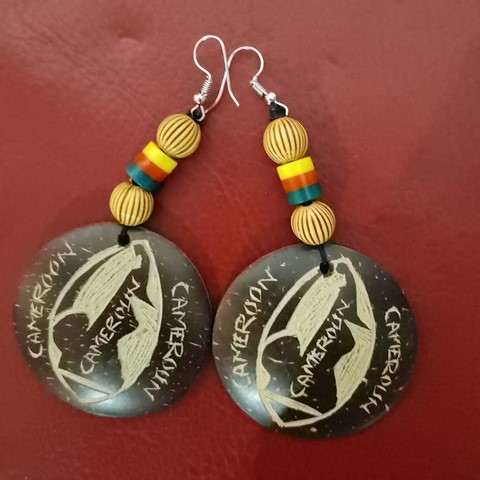 Boucles d'oreilles artisanale Cameroun en perles et noix de coco,
