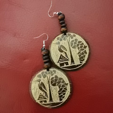 Boucles d'oreilles artisanale Africa en perles et noix de coco,