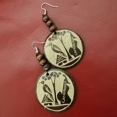 Boucles d'oreilles artisanale Cameroun en perles et noix de coco,