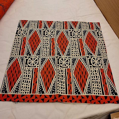Oreillers en tissu pagne Ndop Cameroun,