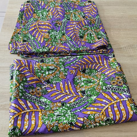 Tablecloth set + napkins in wax loincloth fabric,