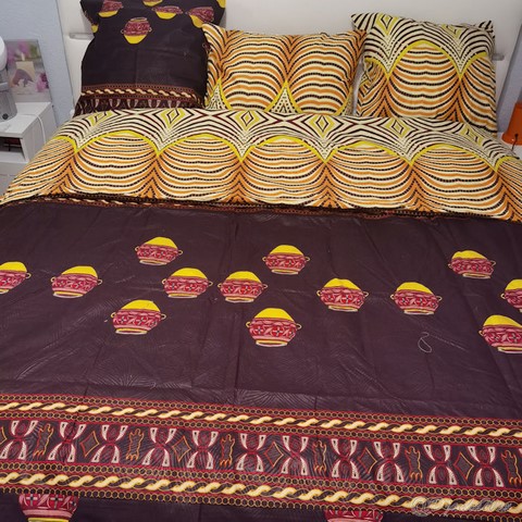 ​Reversible duvet + pillowcases in Ndop Cameroon,