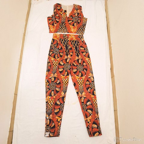 Ensemle pantalon et top en tissu pagne wax, Cameroun, djankawax,