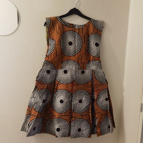 Robe africaine en tissu pagne wax Cameroun