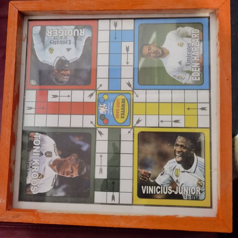 Jeu Ludo classique Fait Main bois Cameroun,