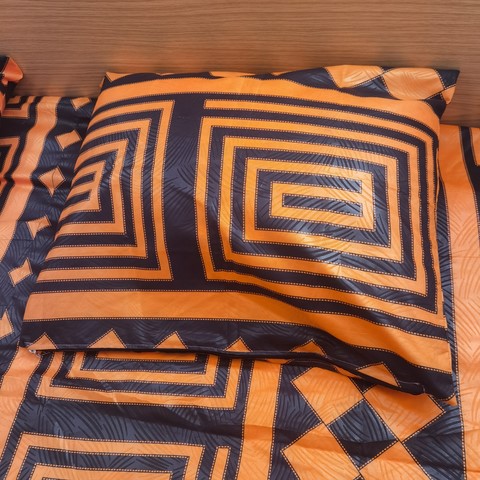 Duvet cover set 220x240 + 2 pillowcases,