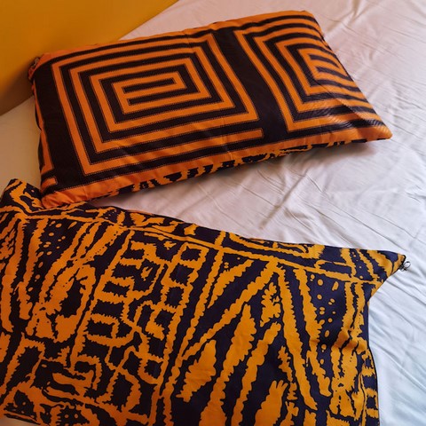 Housse de couette réversible + 4 taies en tissu pagne wax, Djankawax Creation,