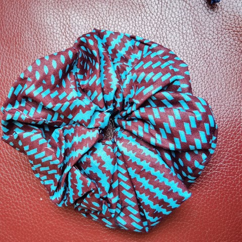 Chouchou cheveux fait main en tissu pagne wax, fille, femme, en tissu pagne africain,Djankawax