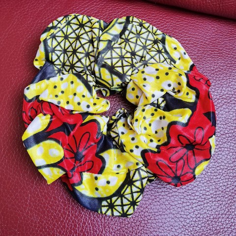 Chouchou cheveux fait main en tissu pagne wax, fille, femme, en tissu pagne africain,Djankawax