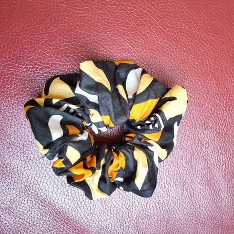 Chouchou cheveux fait main en tissu pagne wax, fille, femme, en tissu pagne africain,Djankawax