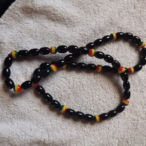 Collier rasta en perles fait main Cameroun,Djankawax.