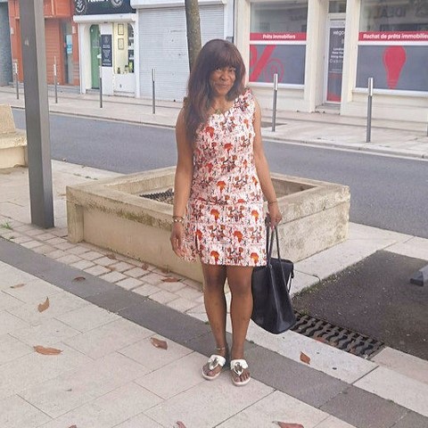 Robe africaine droite en tissu pagne wax