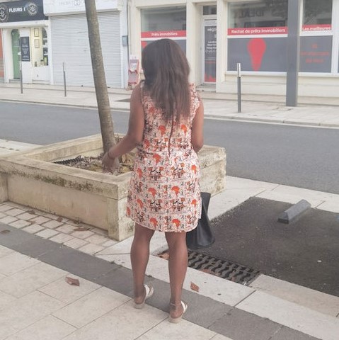 Robe africaine droite en tissu pagne wax