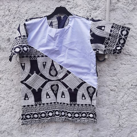 Tunique homme en tissu Ndop du Cameroun,