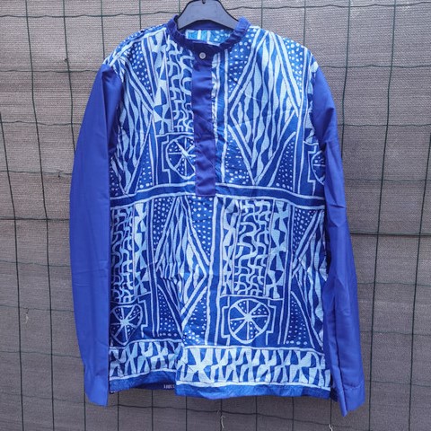 Tunique homme en tissu Ndop du Cameroun,