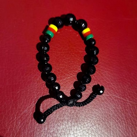 Bracelet artisanal fait main Cameroun