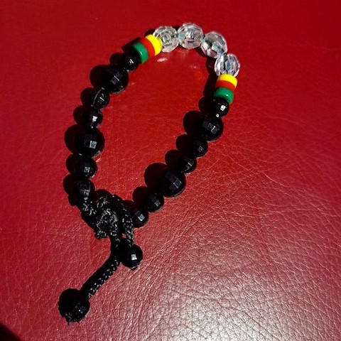 Bracelet artisanal fait main Cameroun