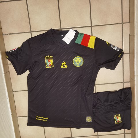  Cameroon Black Football Jersey,Maillot + Short Cameroun, noir Football, Le Coq Sportif,