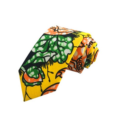 cravate en tissu pagne wax africain Cameroun, cravatte + pochette en tissu wax, lafermedeleo,