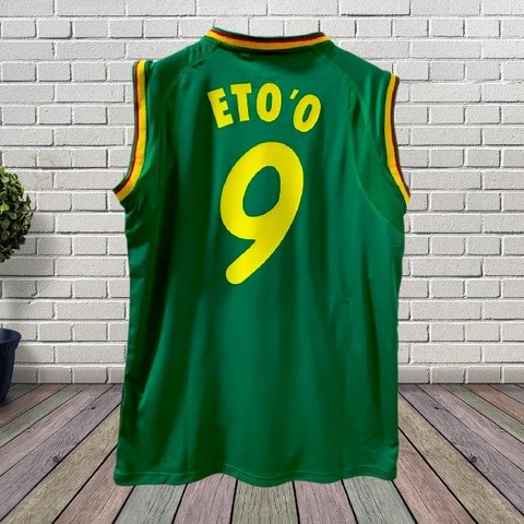 Maillot de Football Cameroun Rétro 2002, Jersey,Maillot Cameroun, personalisable, blanc, vert, rouge, Football, Lions indomptables, Puma,