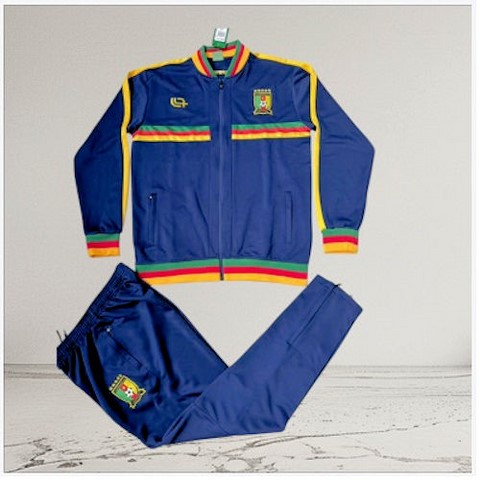 nsemble Veste + pantalon Football Cameroun, Can, Caf, Afrique, noir, One, pays africains, + Pants Set, Football, Cameroun, Soccer, Africa, Cameroon,Lions indomptables, Can, Caf, Afrique, Fourteen, noir ou blanc, soccer, Africa,