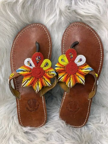 Sandales, mules artinat africain du Cameroun, 