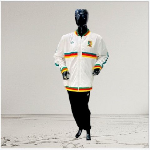 nsemble Veste + pantalon Football Cameroun, Can, Caf, Afrique, noir, One, pays africains, + Pants Set, Football, Cameroun, Soccer, Africa, Cameroon,Lions indomptables, Can, Caf, Afrique, Fourteen, noir ou blanc, soccer, Africa,