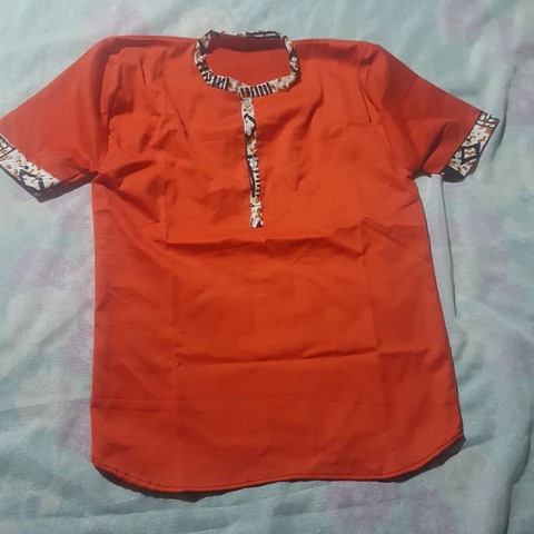 Robe enfant en tissu pagne wax du Cameroun