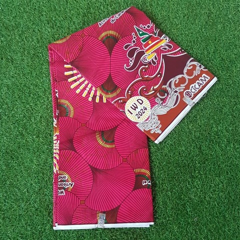 Tissu pagne wax du 8 mars officiel (la journée internationale de la femme au Cameroun)