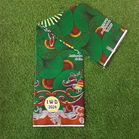 Tissu pagne wax, vet, pagne du 8 mars officiel (la journée internationale de la femme au Cameroun)